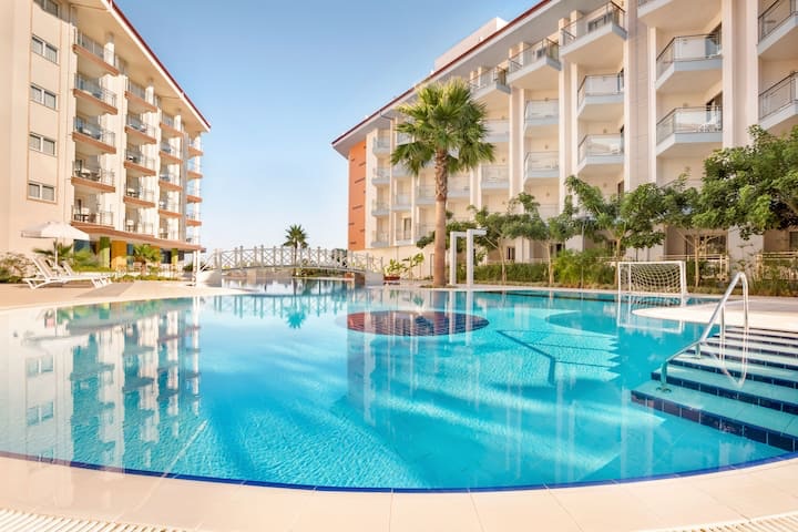 Ramada Hotel Sea View Apartment
