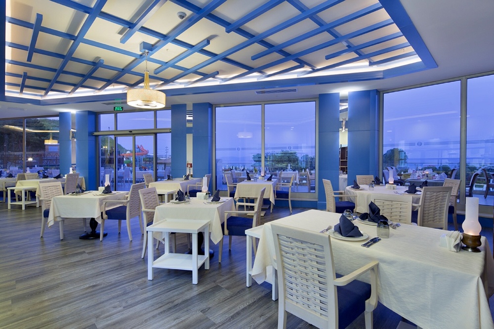 Ramada 2 Bed Sea View Apartment
