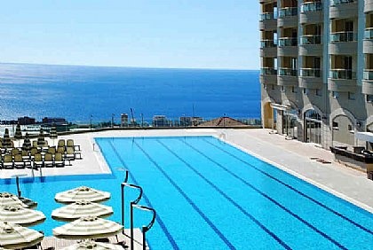 Sea View Villa in Alanya Gold City for Sale