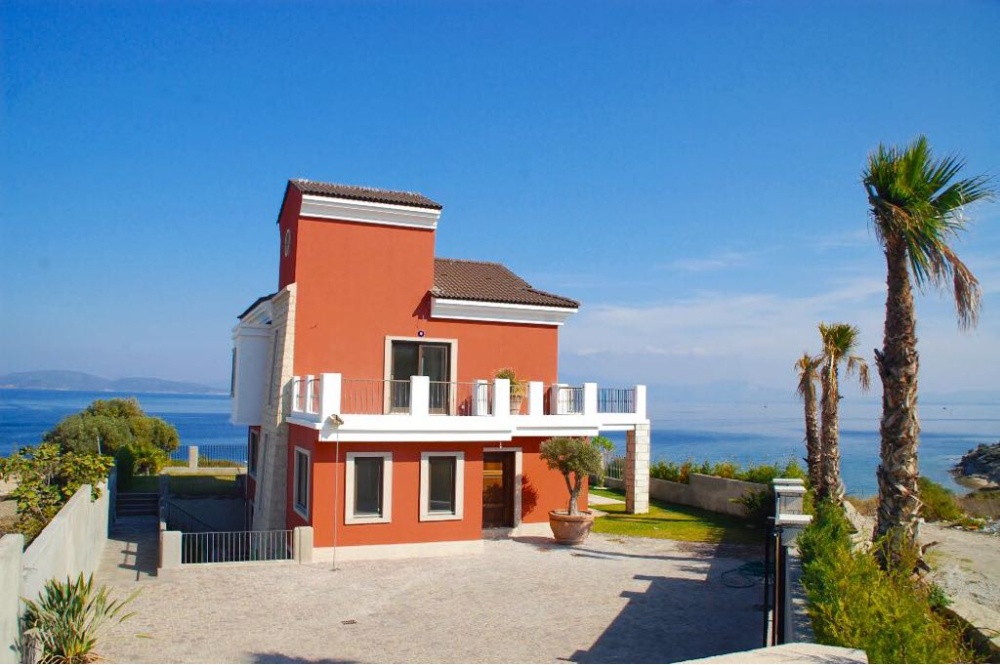 Private Hilltop Villa in Dalyan, Cesme for Sale