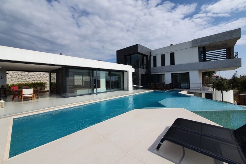 Luxury Modern Villa with Private Pool in Cesme for Sale